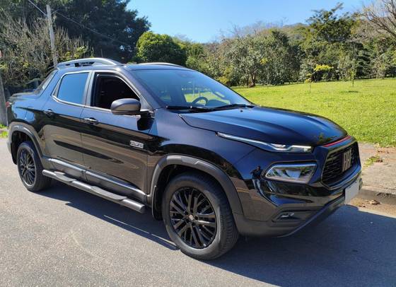 FIAT TORO 1.3 TURBO 270 FLEX ULTRA AT6 FIAT TORO 1.3 TURBO 270 FLEX ULTRA AT6